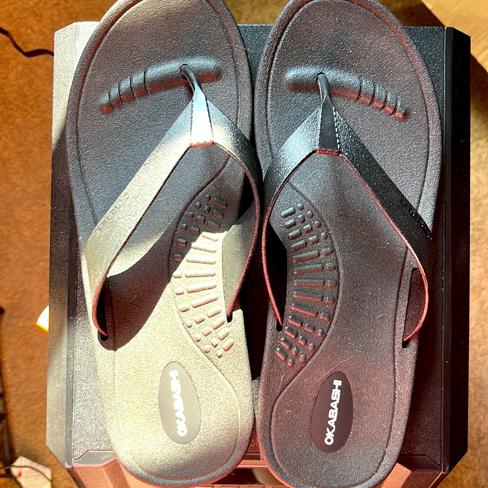 New Flippies! Black L